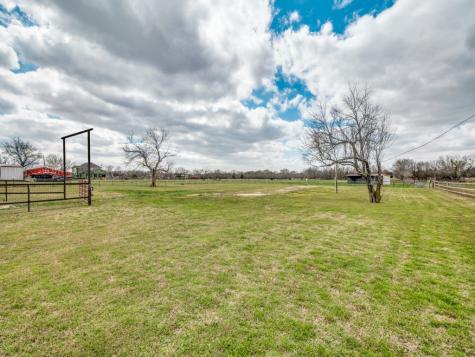 8258 Cr 2580 Royse City TX 75189