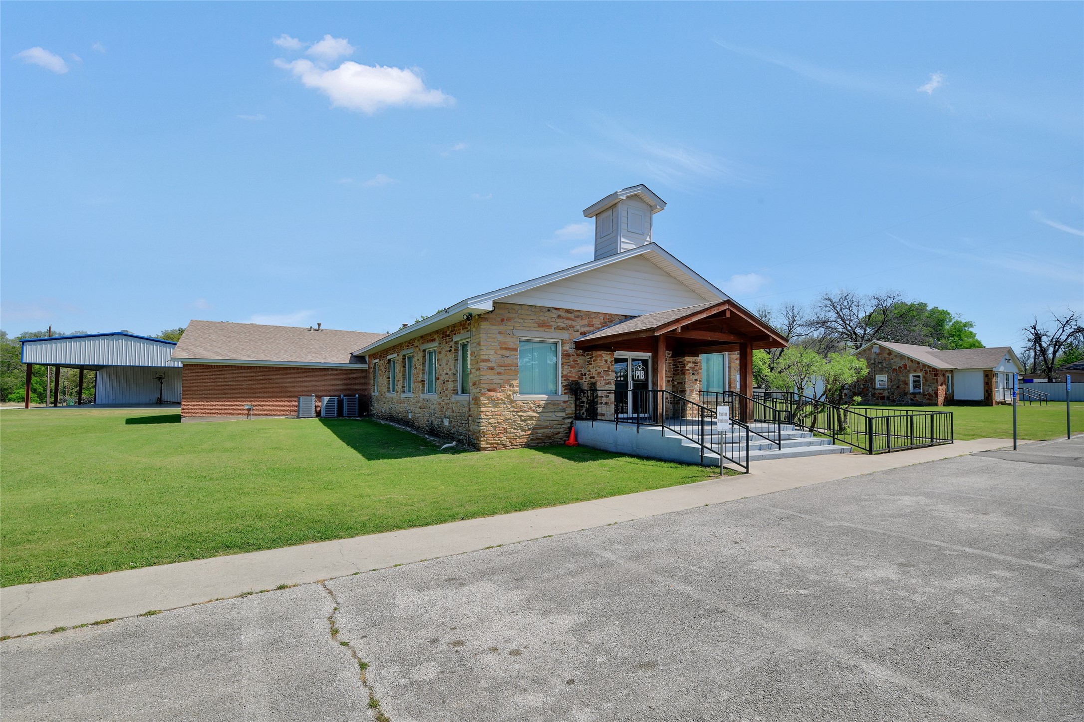 1214 N Bus 287 Highway Decatur TX 76234