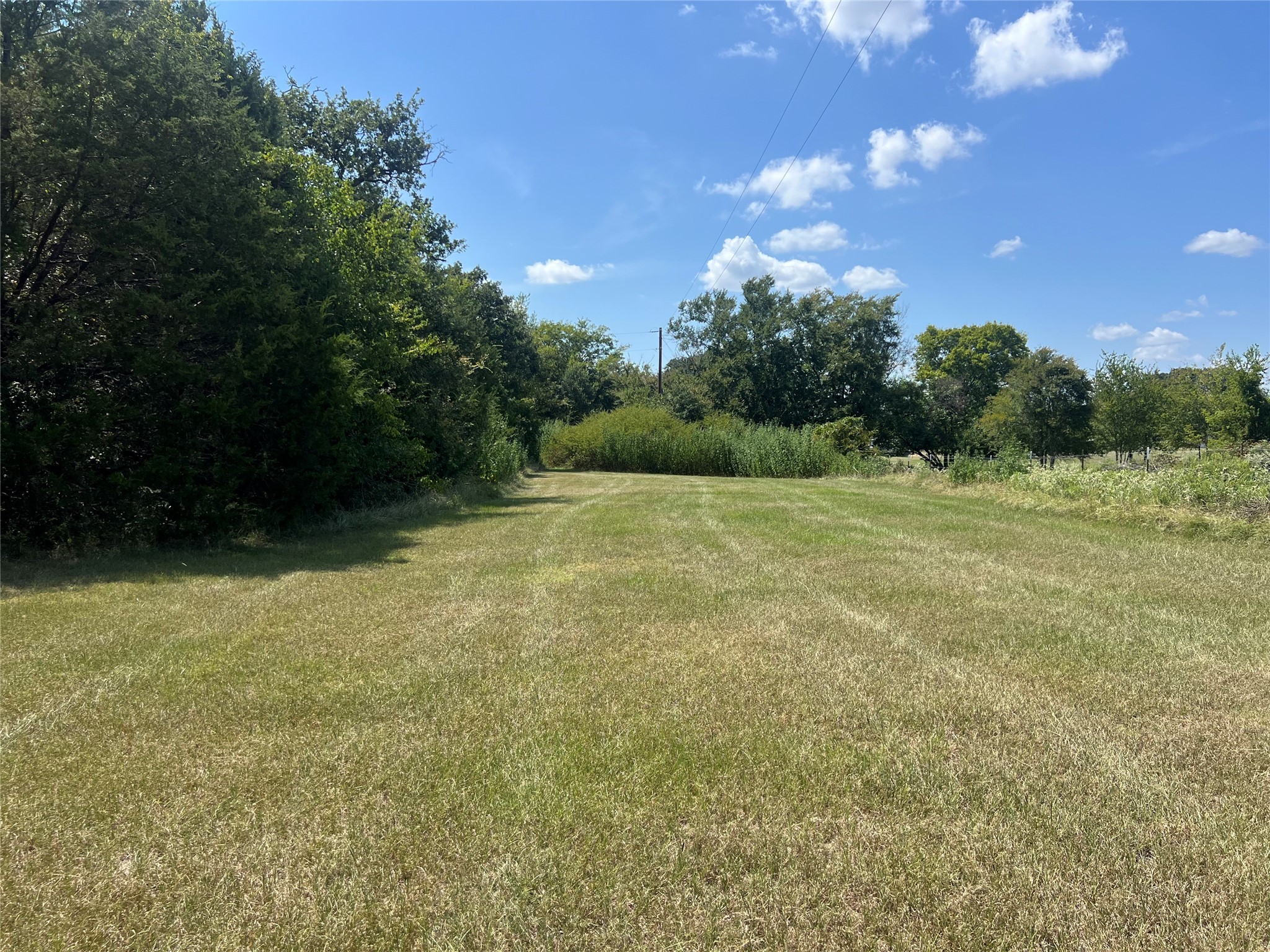 17754 County Road 4052 Kemp TX 75143