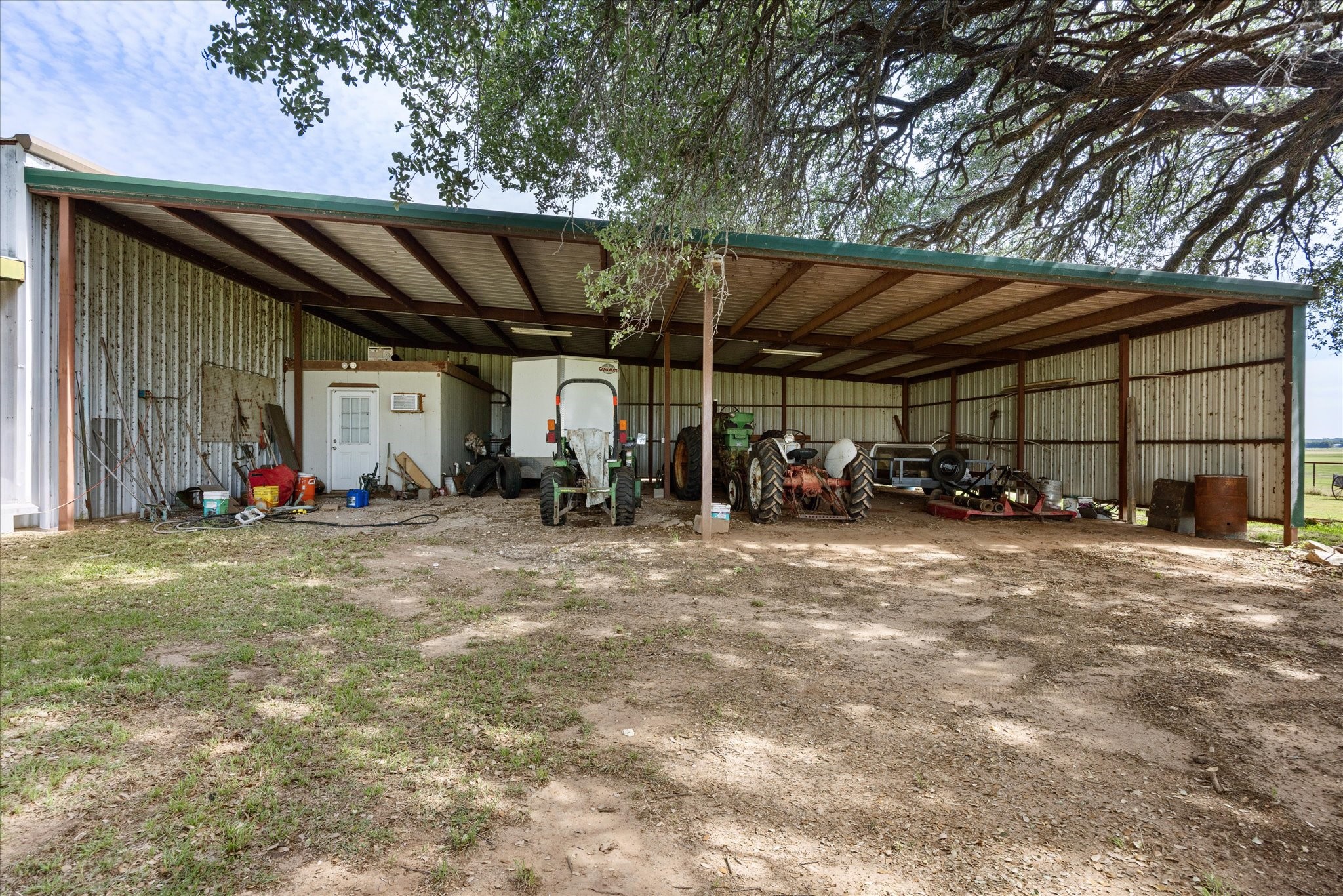 1810 Charlie Court Granbury TX 76049