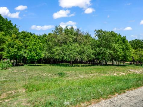 1120 Paradise Parkway Poolville TX 76487