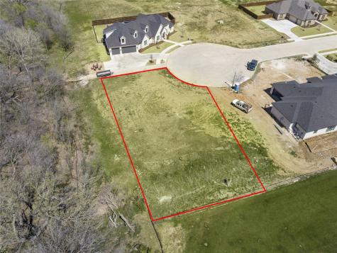 409 Meadowlands Drive Denton TX 76210