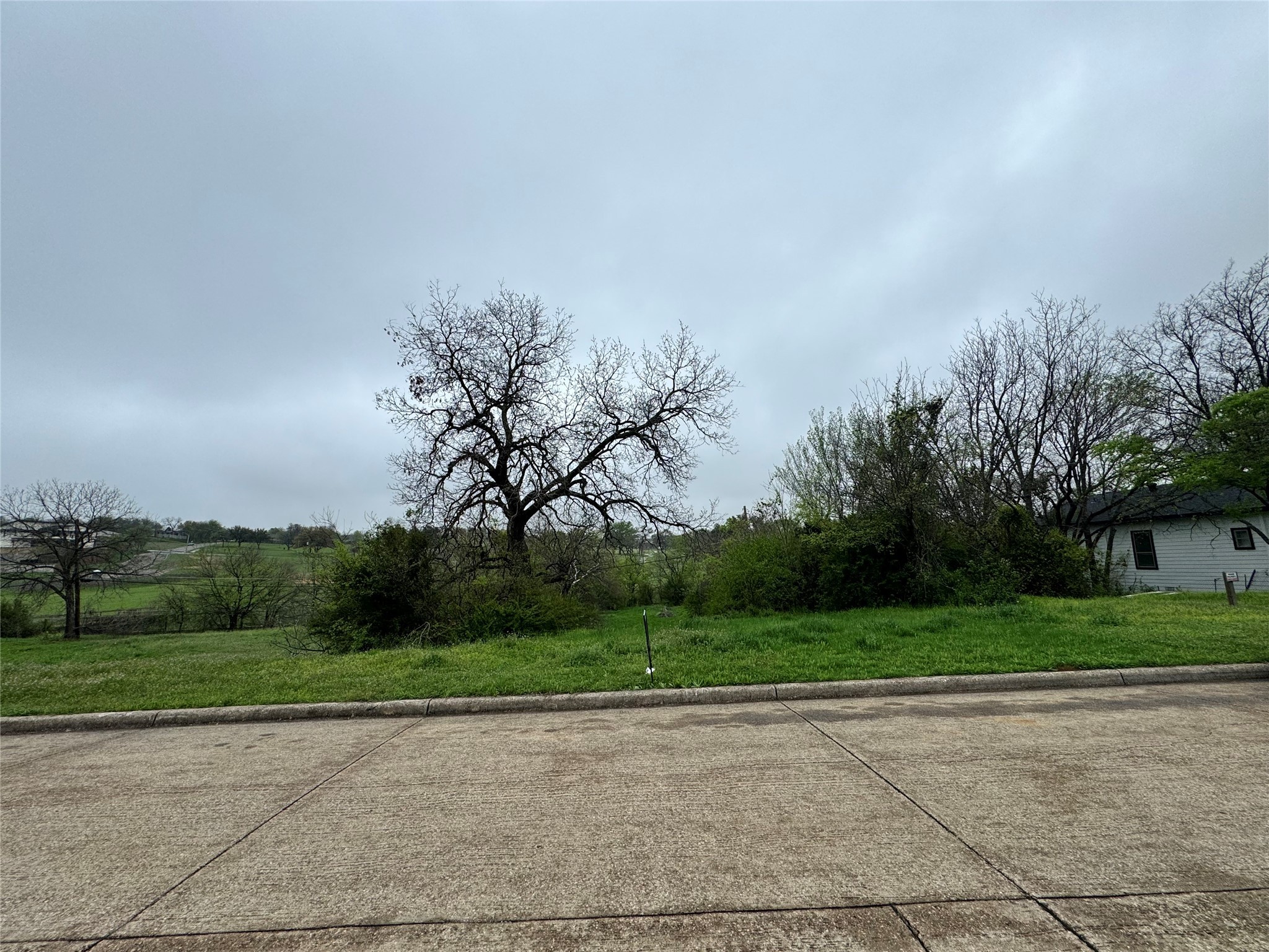 1108 E Oleander Street Fort Worth TX 76104
