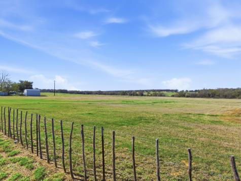 3120 Holbrook Road Springtown TX 76082