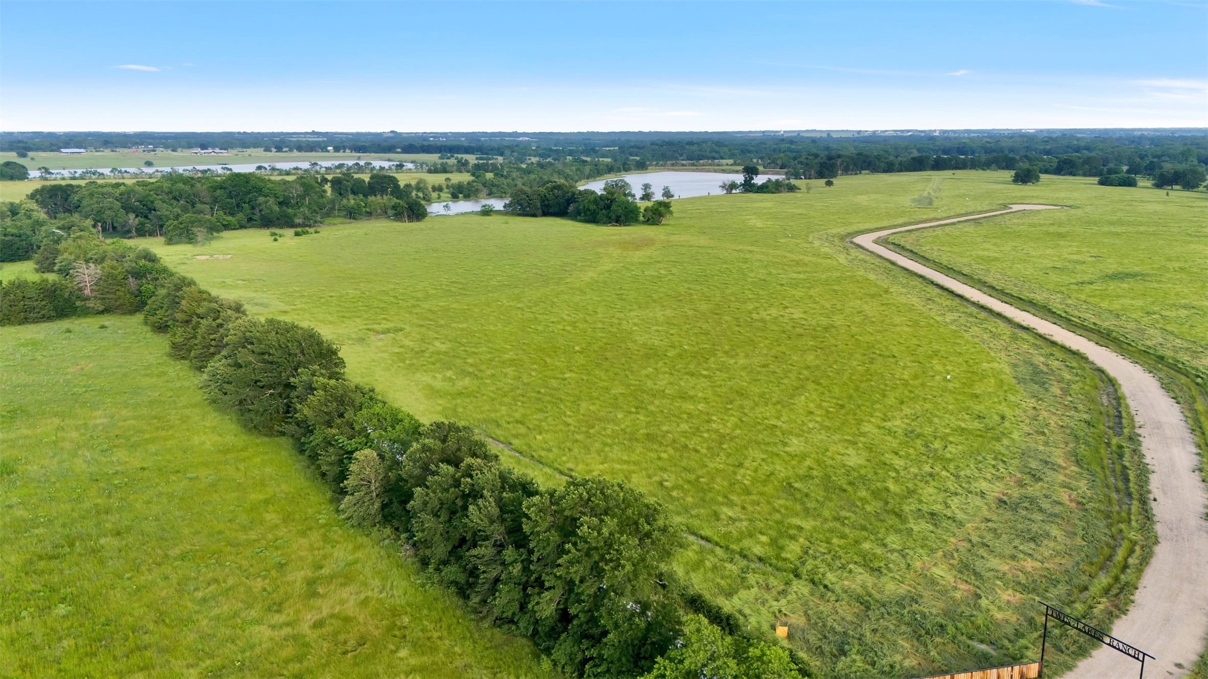 22800 County Road Paris TX 75462
