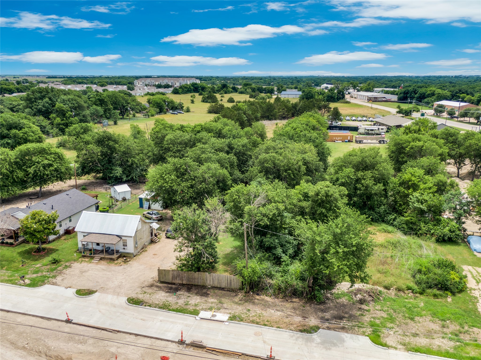 200 Graham Street Waxahachie TX 75165