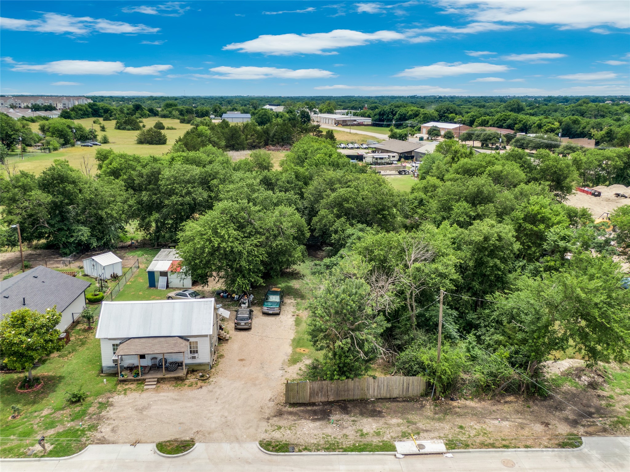 200 Graham Street Waxahachie TX 75165