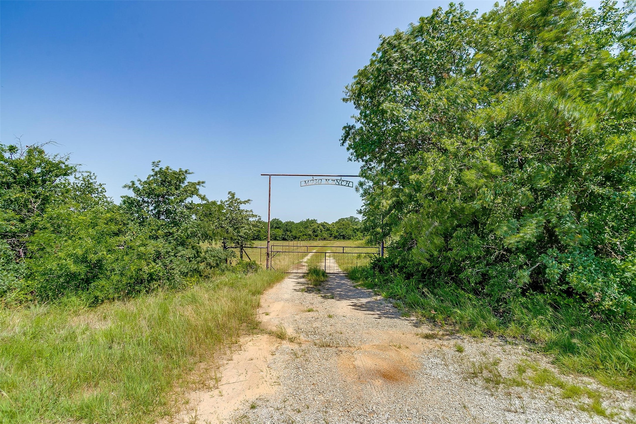 210 Trails End Poolville TX 76487