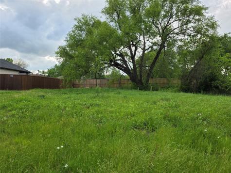 1610 Gibbons Street Greenville TX 75401