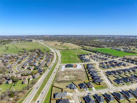 931 N Heritage Parkway Sherman TX 75092