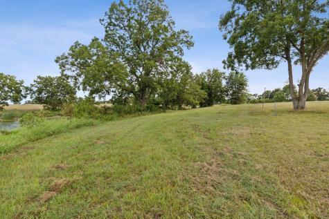 L 4 SE County Road Corsicana TX 75109