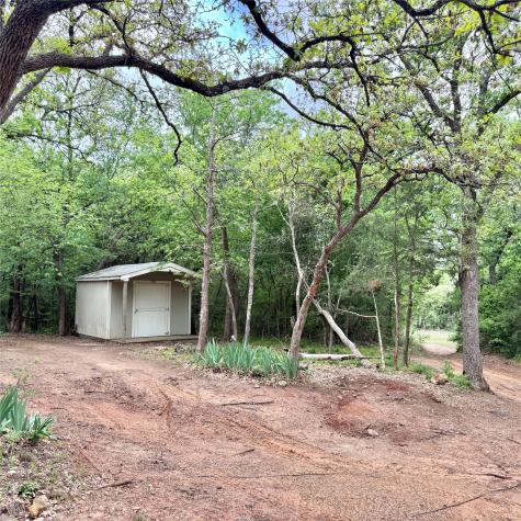 320 Hillside Lane Valley View TX 76272