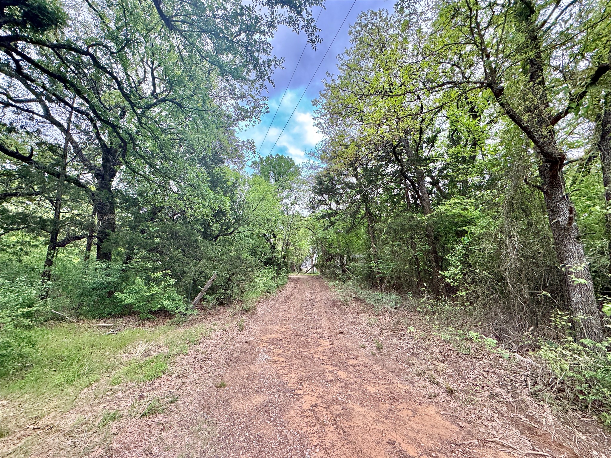 320 Hillside Lane Valley View TX 76272