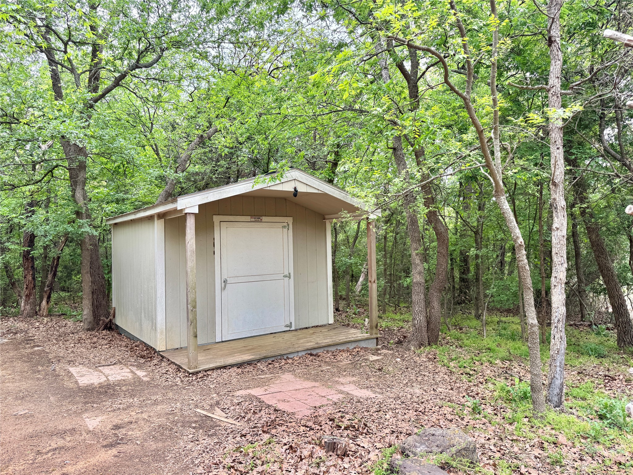 320 Hillside Lane Valley View TX 76272