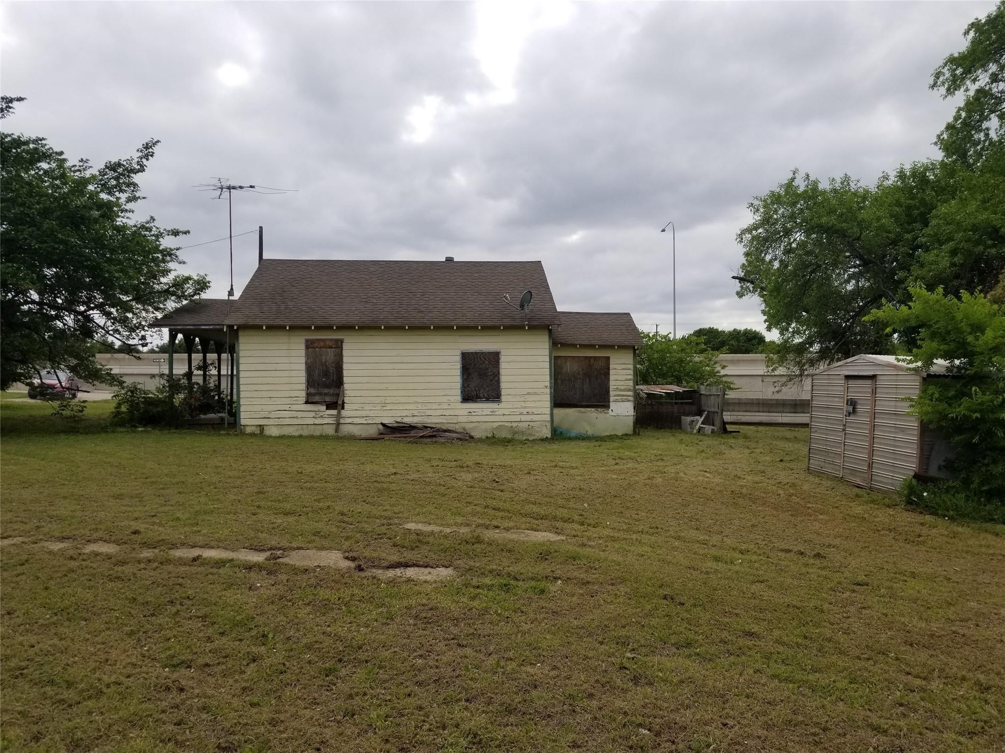 5808 President George Bush Highway Rowlett TX 75089