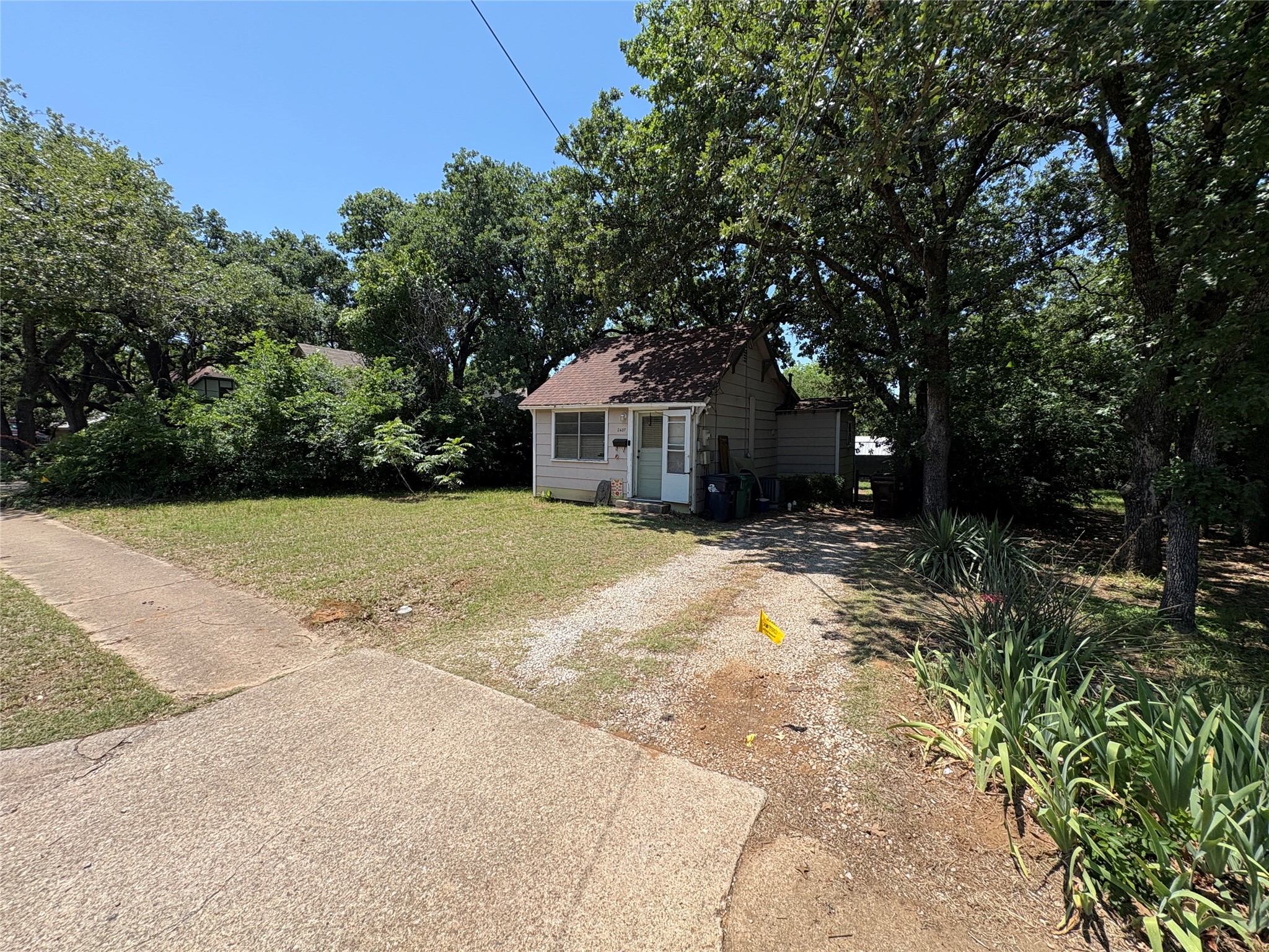 2607 N Locust Street Denton TX 76209