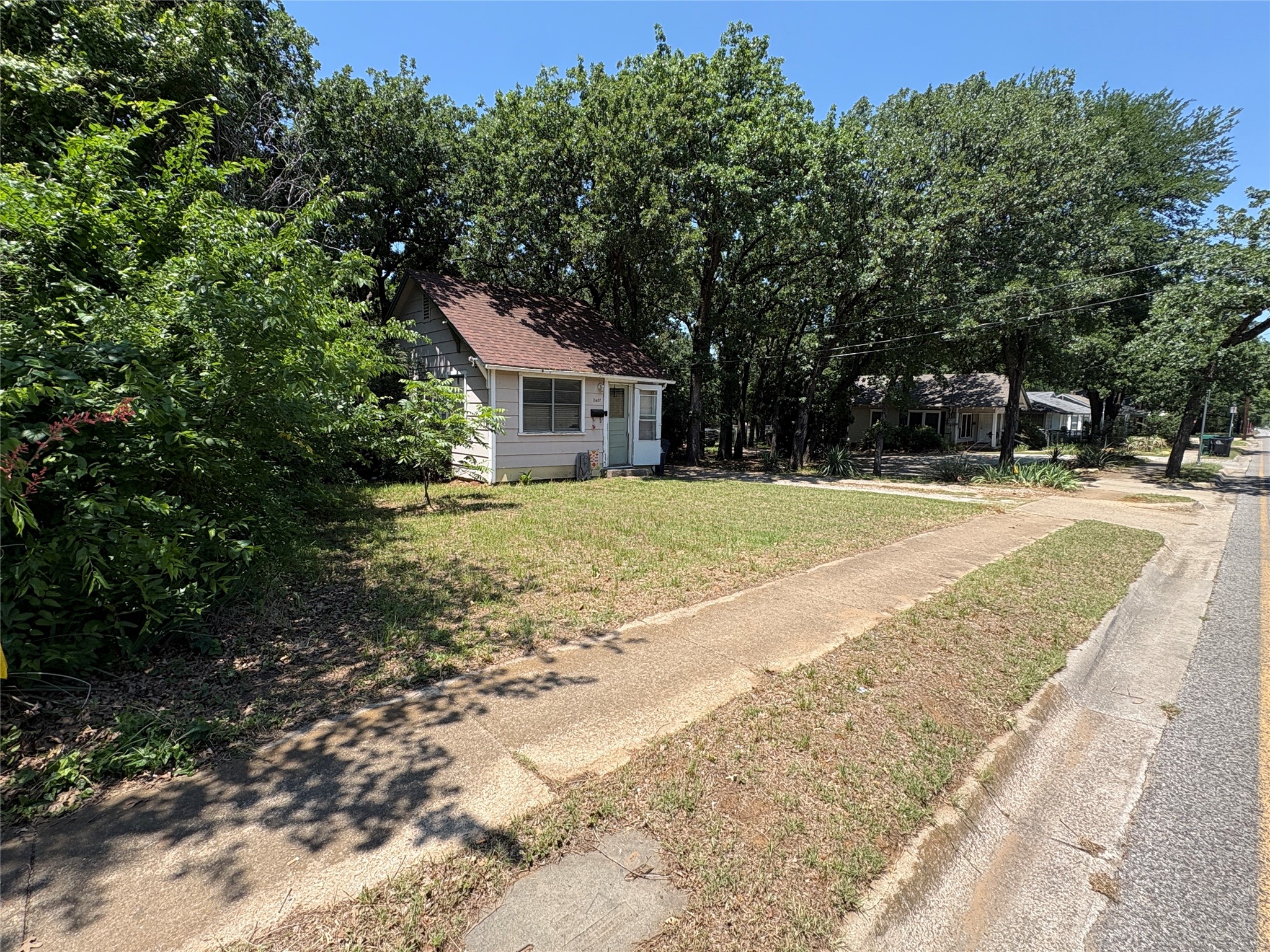 2607 N Locust Street Denton TX 76209