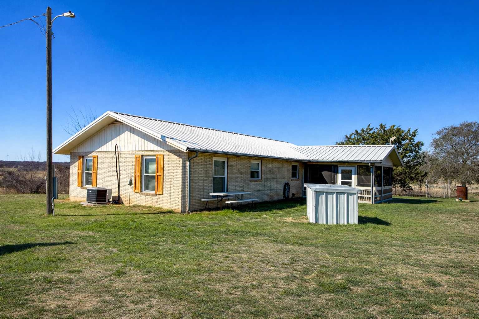 360 Cr 632 Hamilton TX 76531