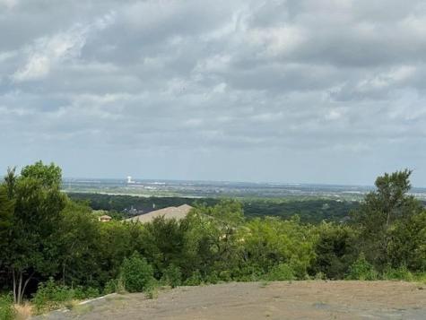 2401 Skyline Court Cedar Hill TX 75104