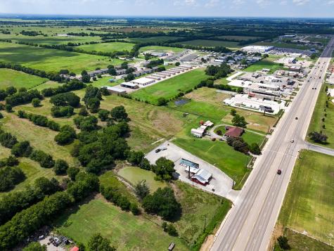 1709 State Highway 121 Highway Bonham TX 75418