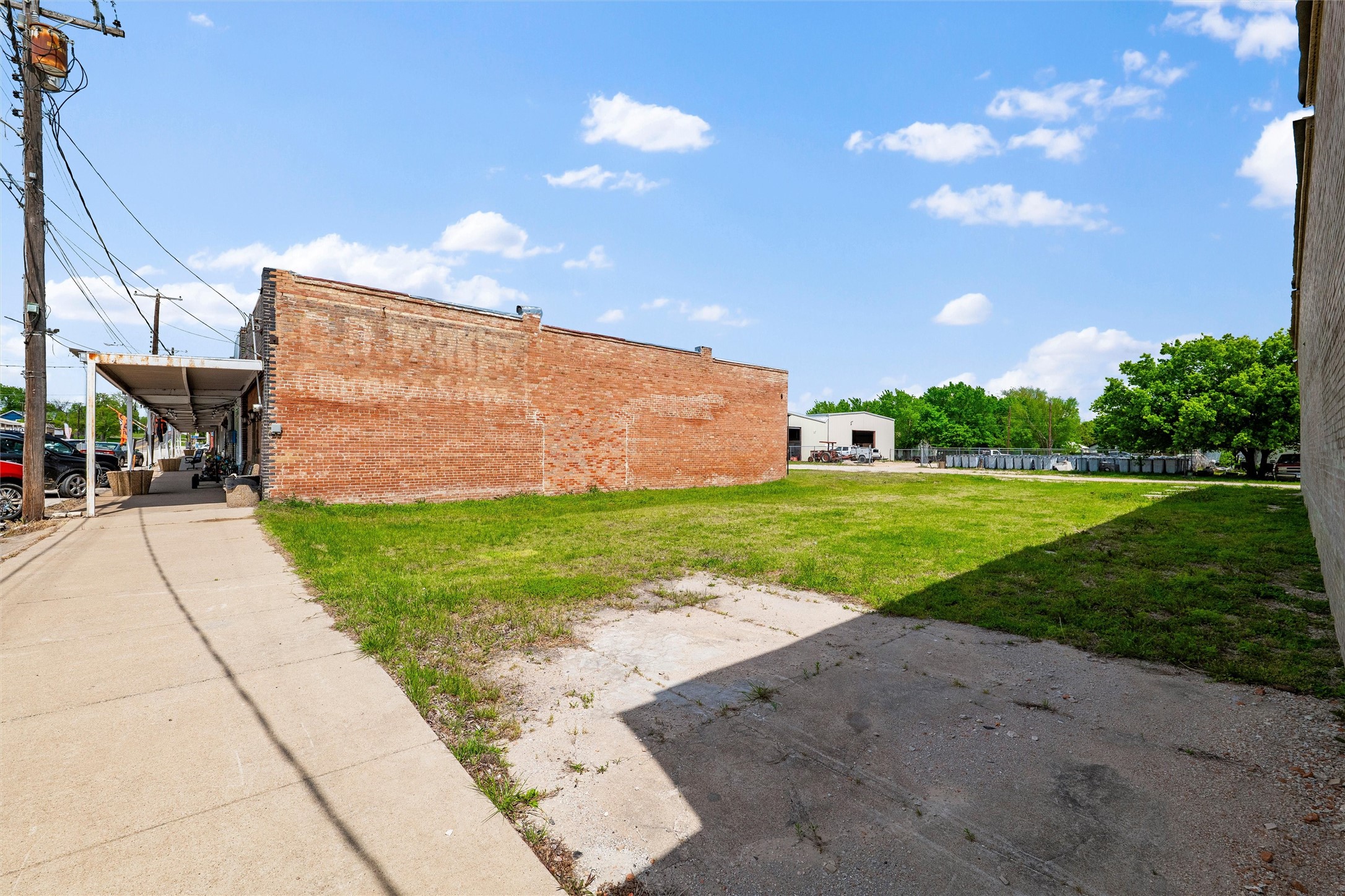 201 Main Street Maypearl TX 76064