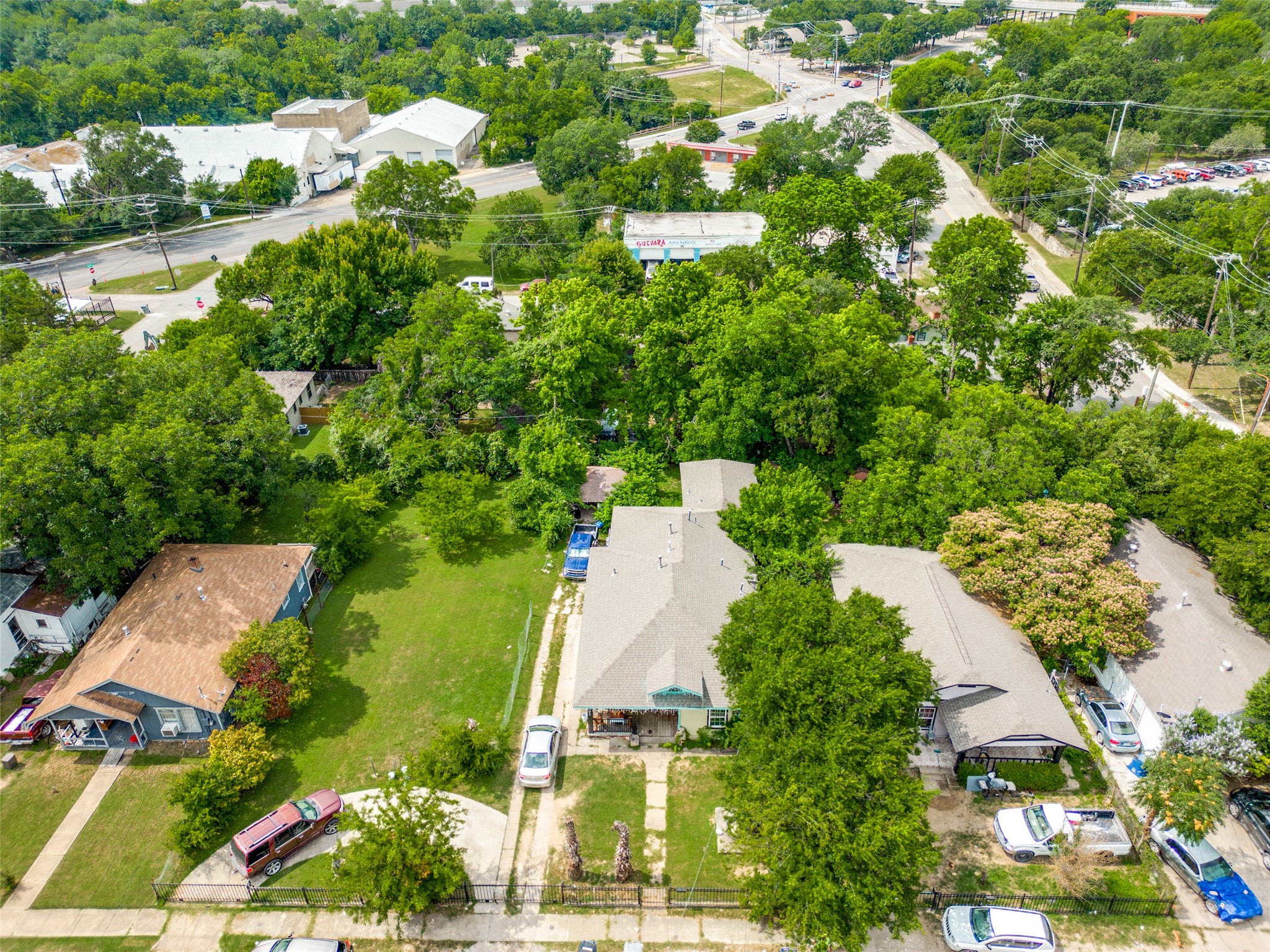 806 E 12th Street Dallas TX 75203