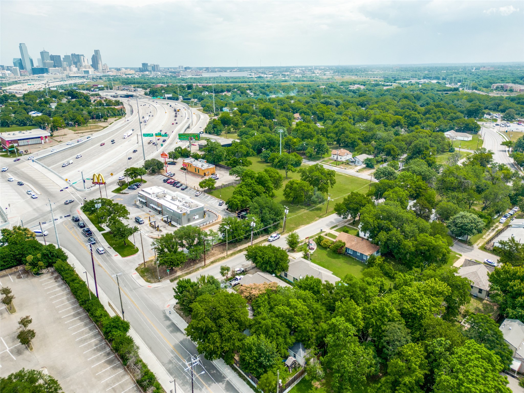 806 E 12th Street Dallas TX 75203