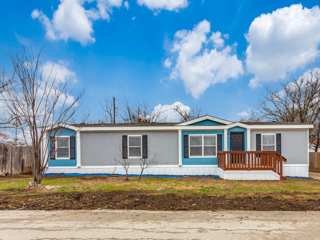 105 S Coleman Godley TX 76044