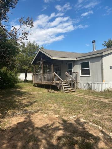 4910 Peachtree Circle Granbury TX 76048