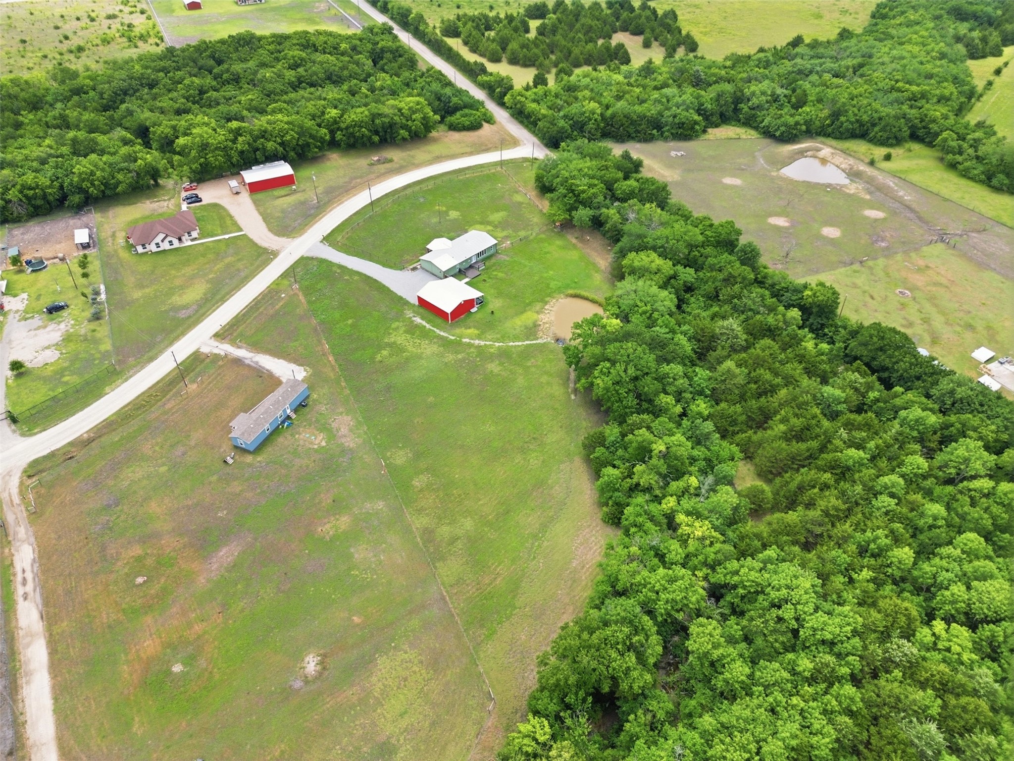 237 County Road 4927 Trenton TX 75490