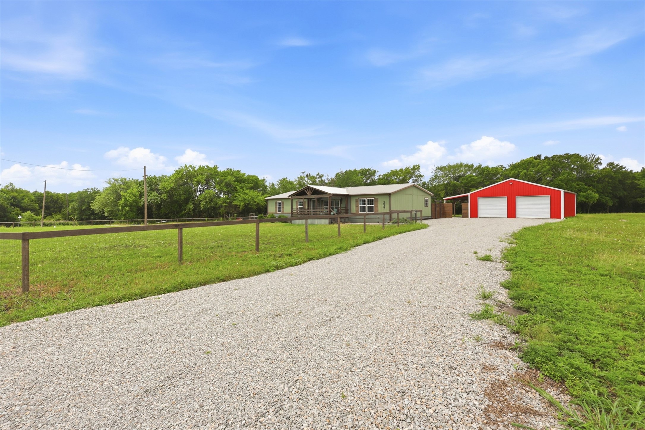 237 County Road 4927 Trenton TX 75490