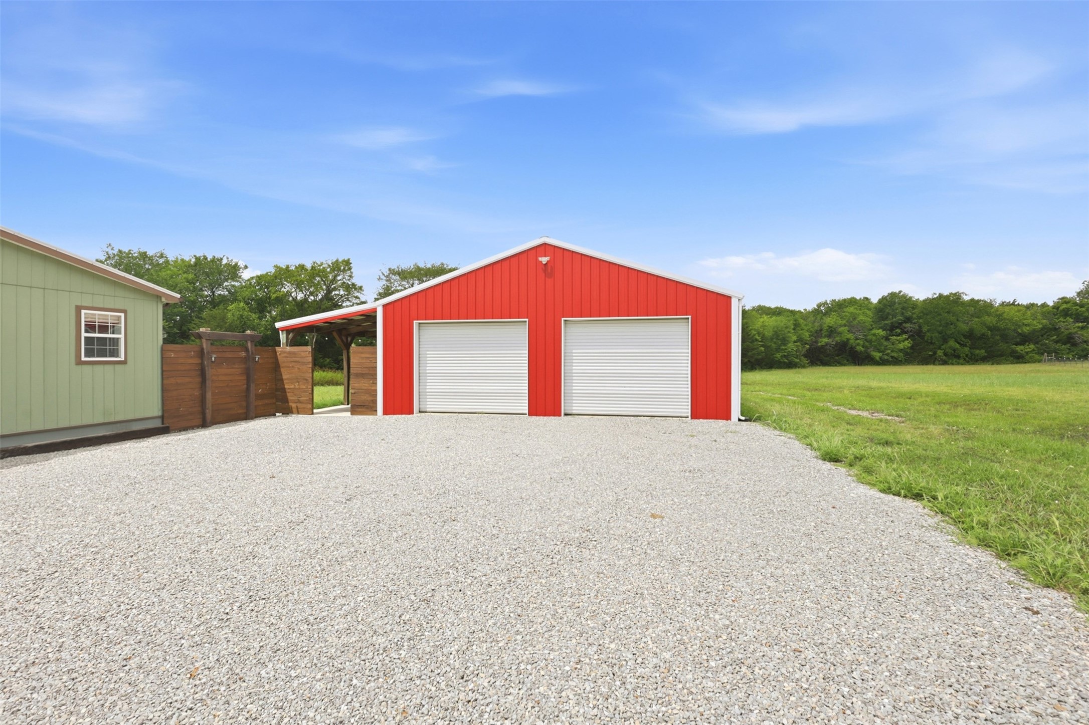 237 County Road 4927 Trenton TX 75490