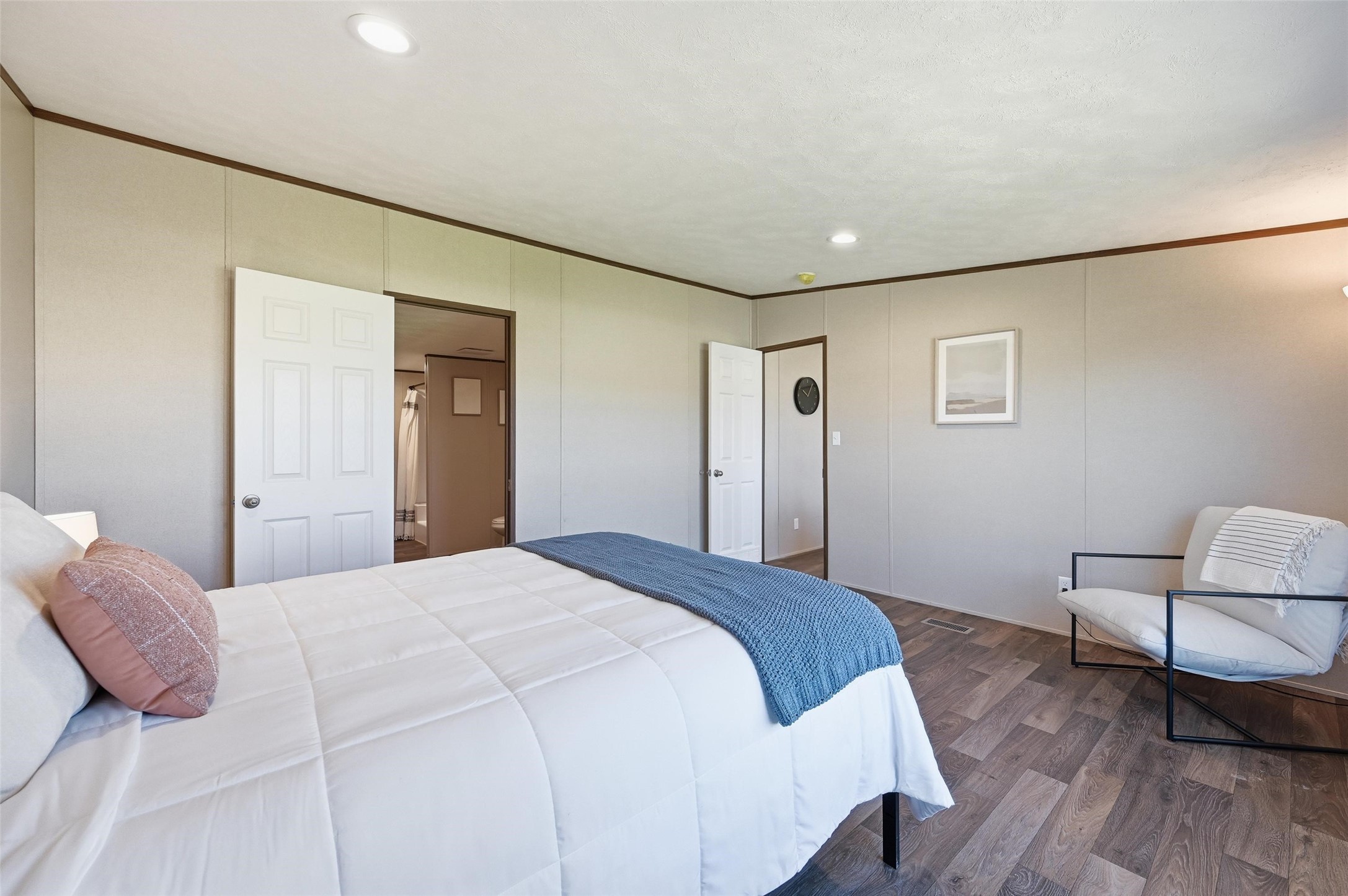 2504 Willow Oak Lane Burleson TX 76028