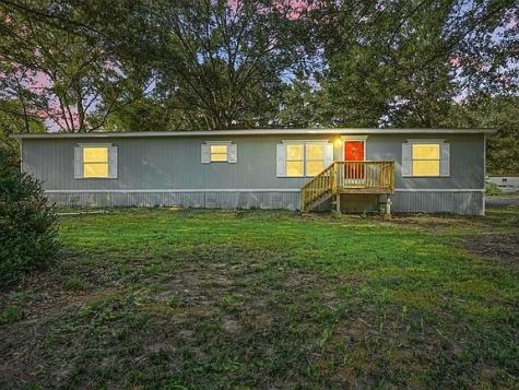 2518 Lovely Drive Chandler TX 75758