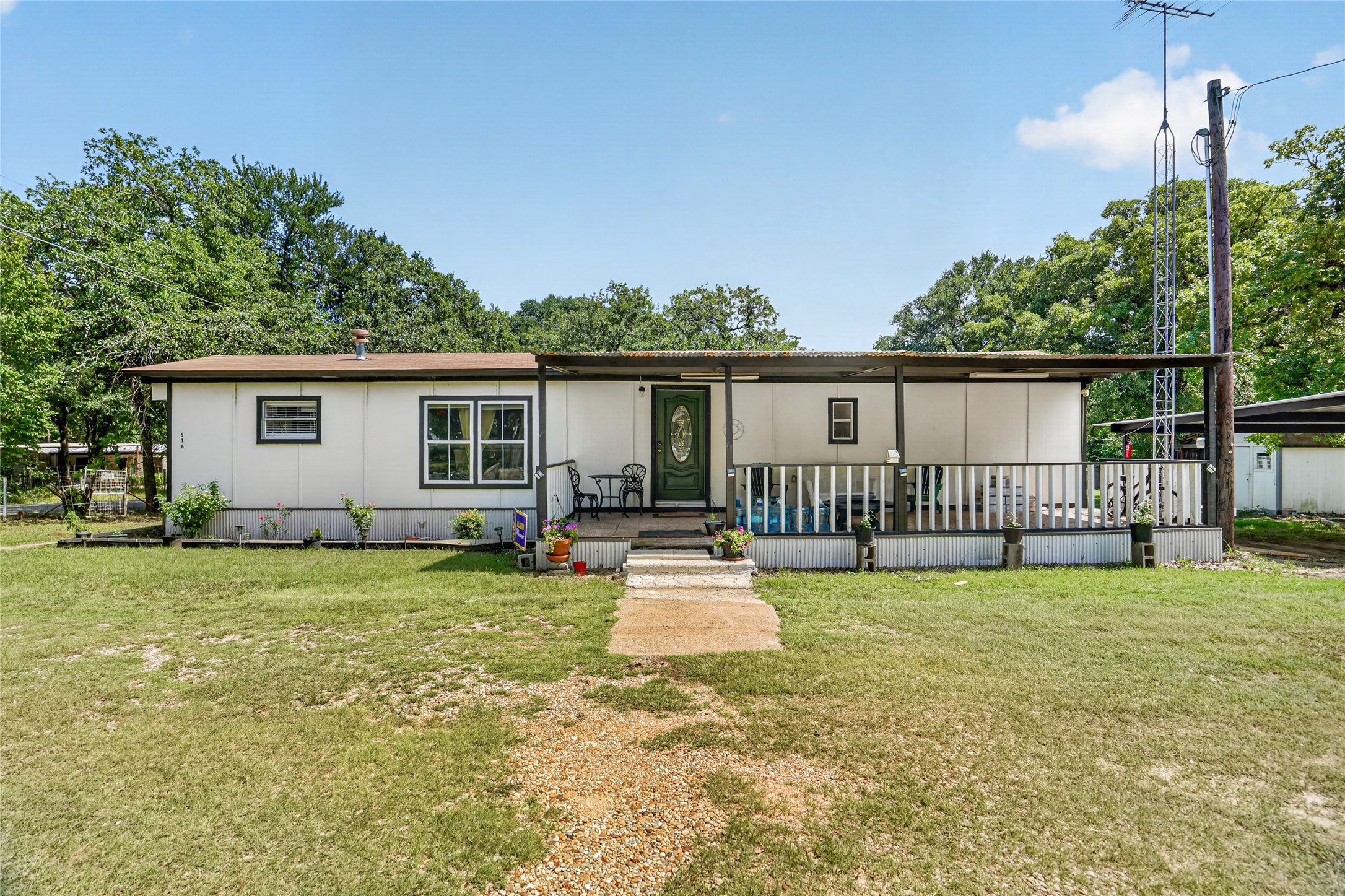 916 Fawn Granbury TX 76049