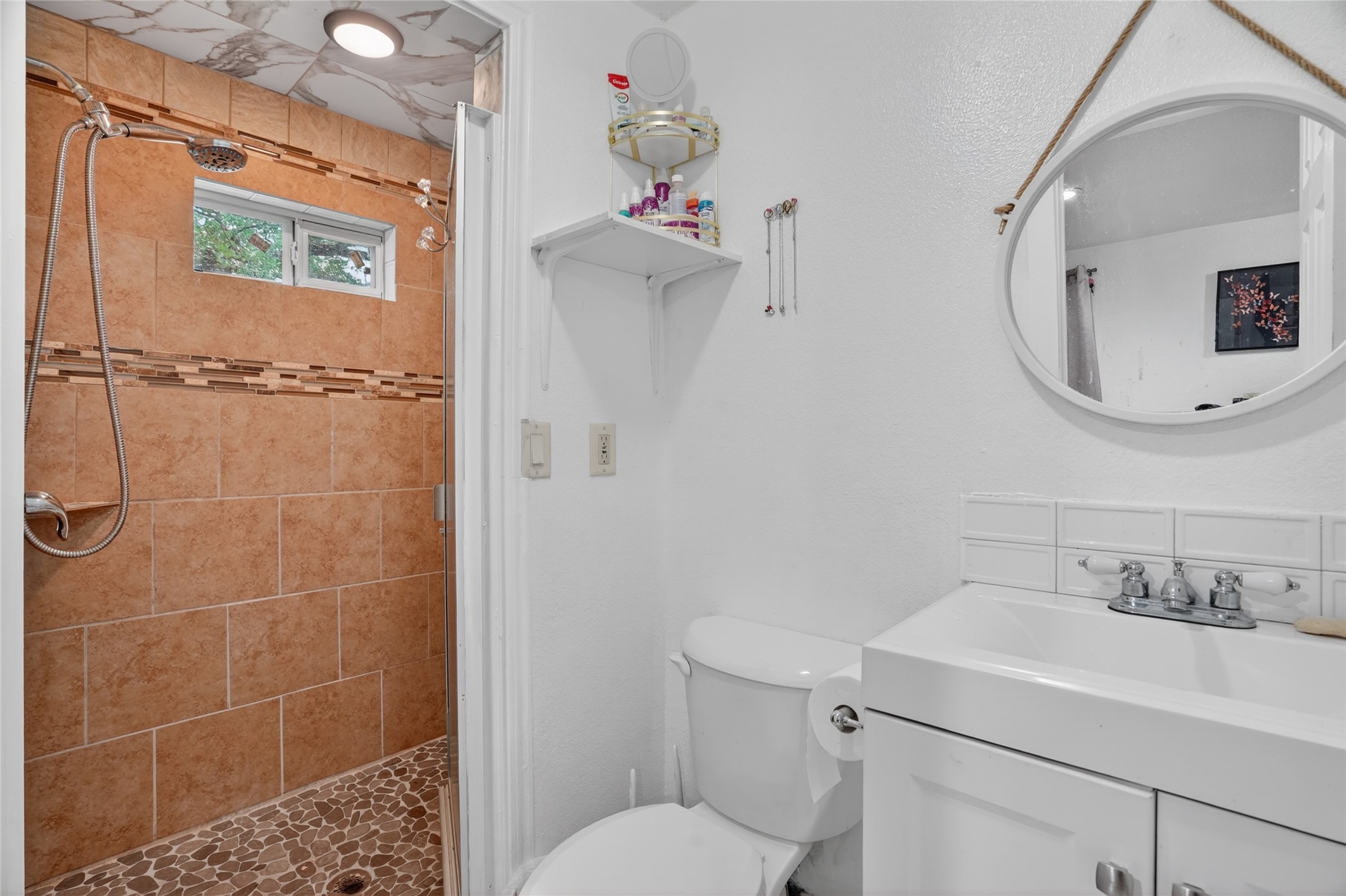 916 Fawn Granbury TX 76049