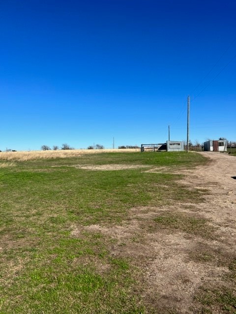 157 Private Road Milford TX 76670