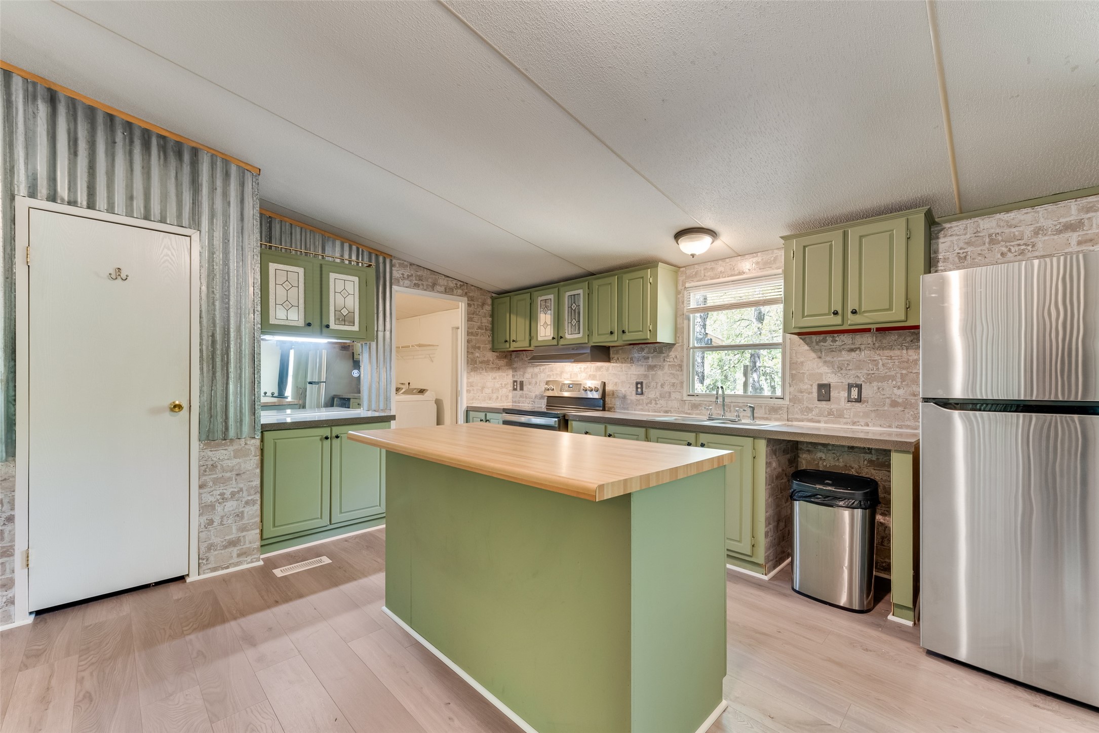 8524 Private Road 2416 Quinlan TX 75474