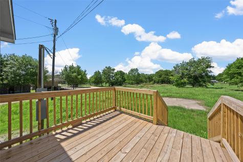 202 N 6th Street Mount Calm TX 76673