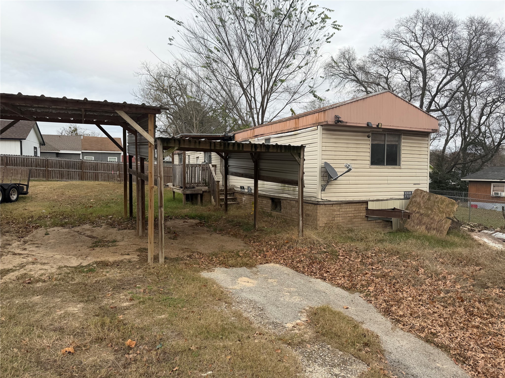 205 Barker Street Athens TX 75751