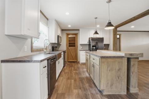 3101 Hilltop Road Granbury TX 76048