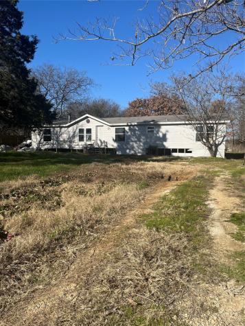 1221 Marie Street Joshua TX 76058