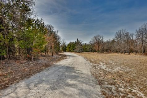550 County Road 343 Forestburg TX 76239