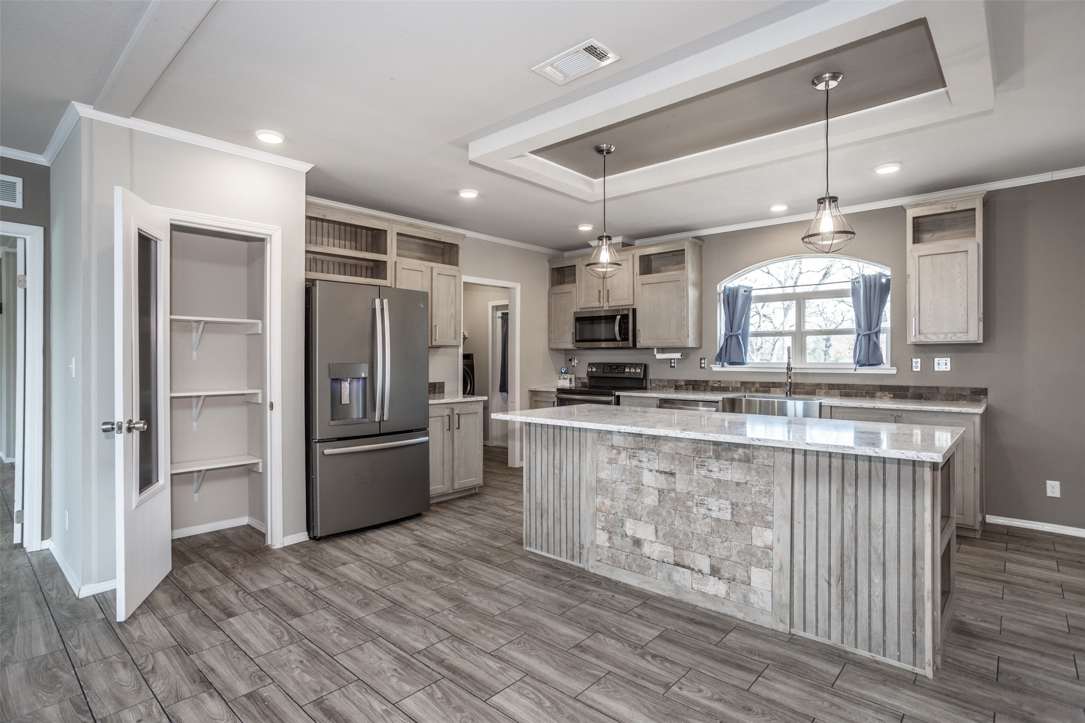 550 County Road 343 Forestburg TX 76239