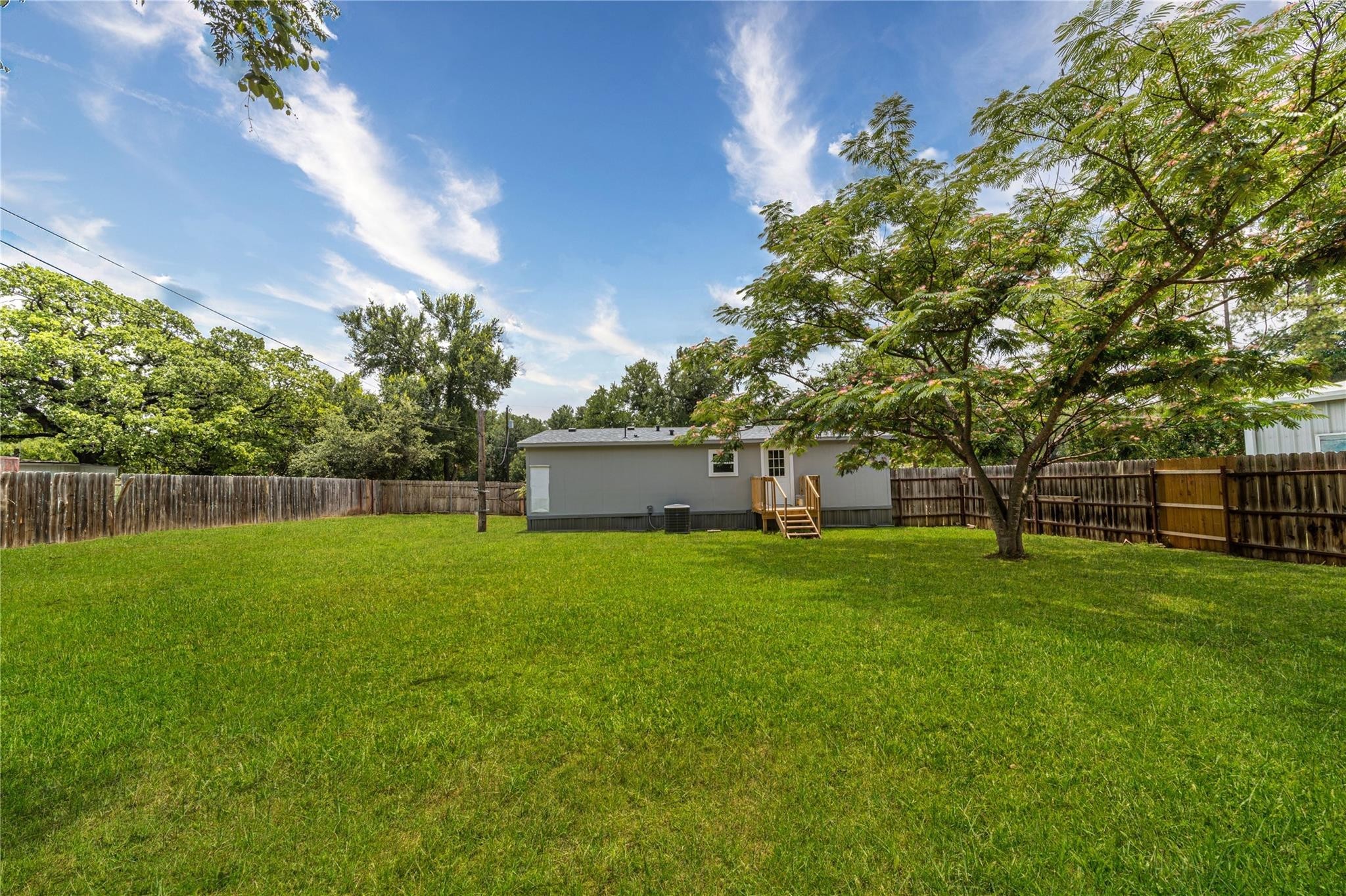 103 Halsell Street Bridgeport TX 76426