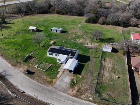 620 S Wickham Street Alvord TX 76225