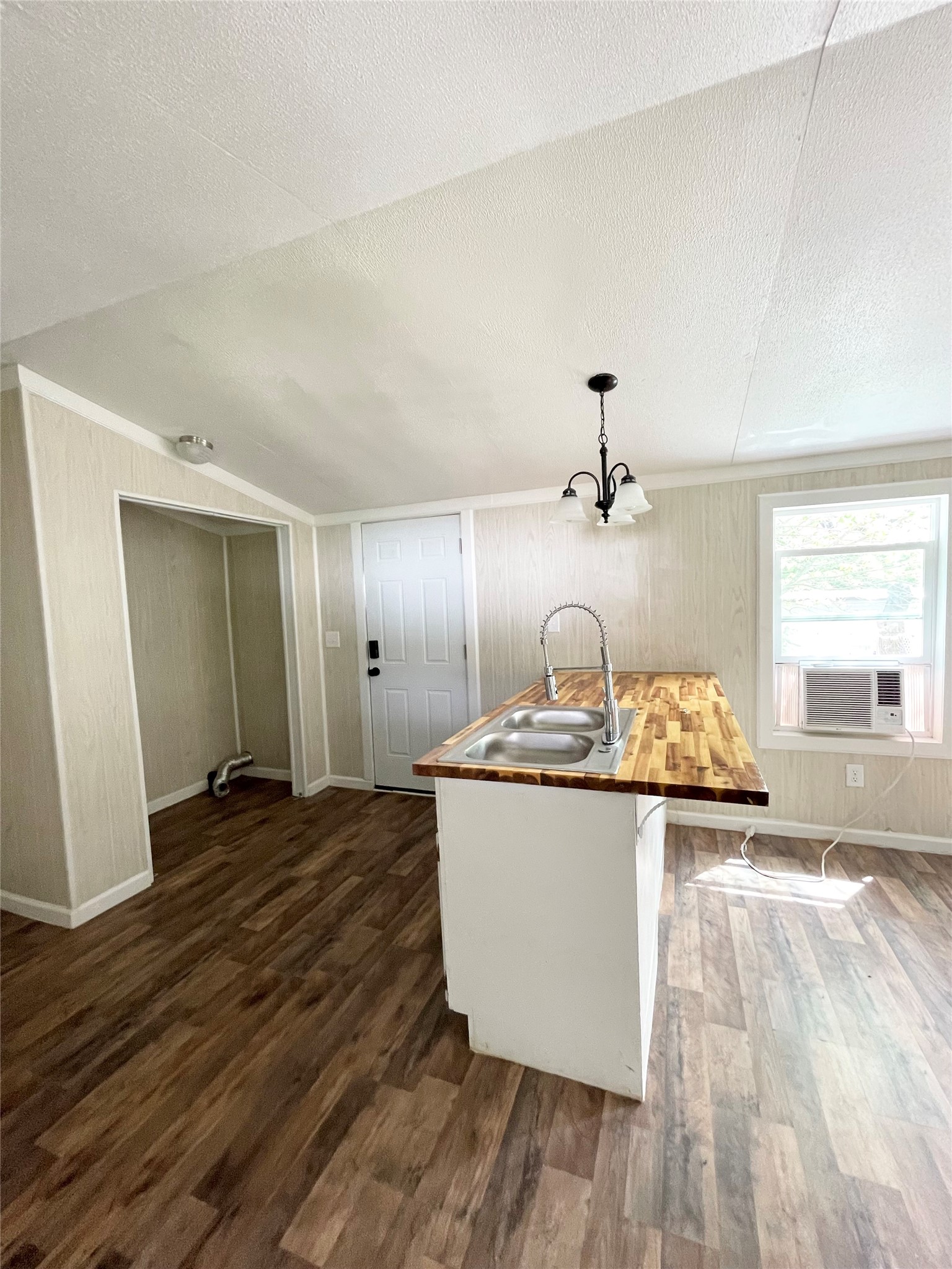 433 Capricorn Drive Granbury TX 76049