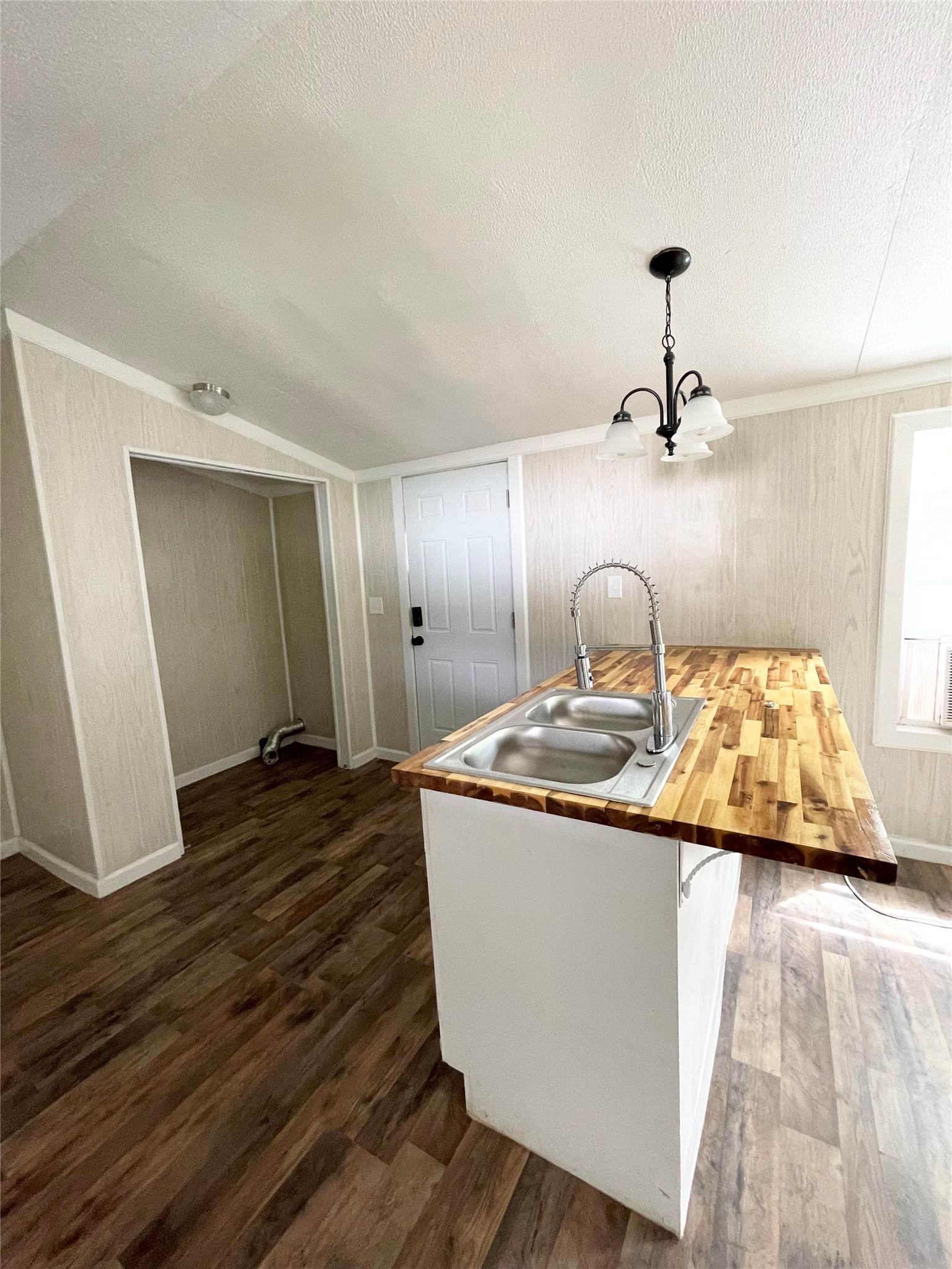 433 Capricorn Drive Granbury TX 76049