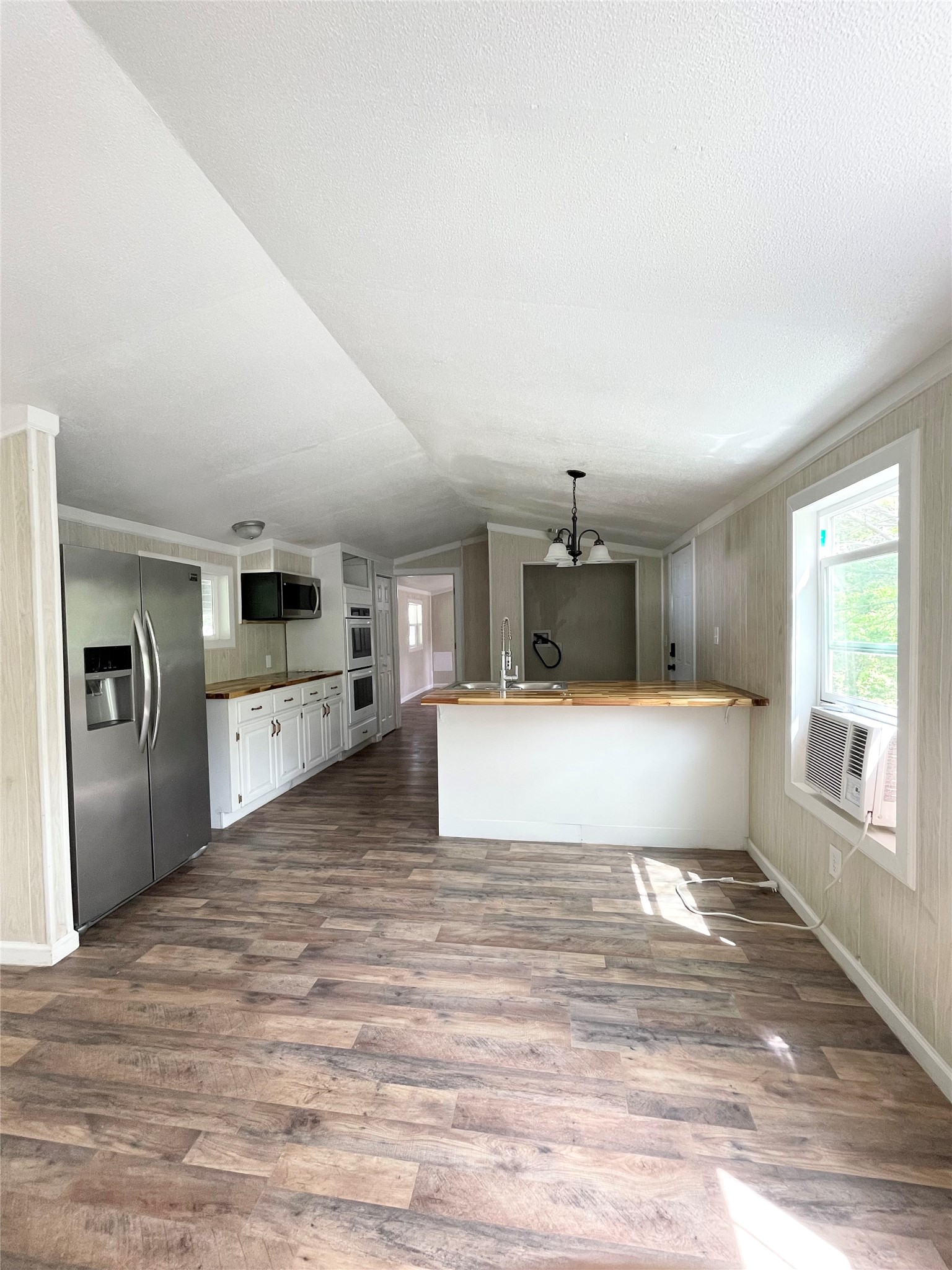 433 Capricorn Drive Granbury TX 76049