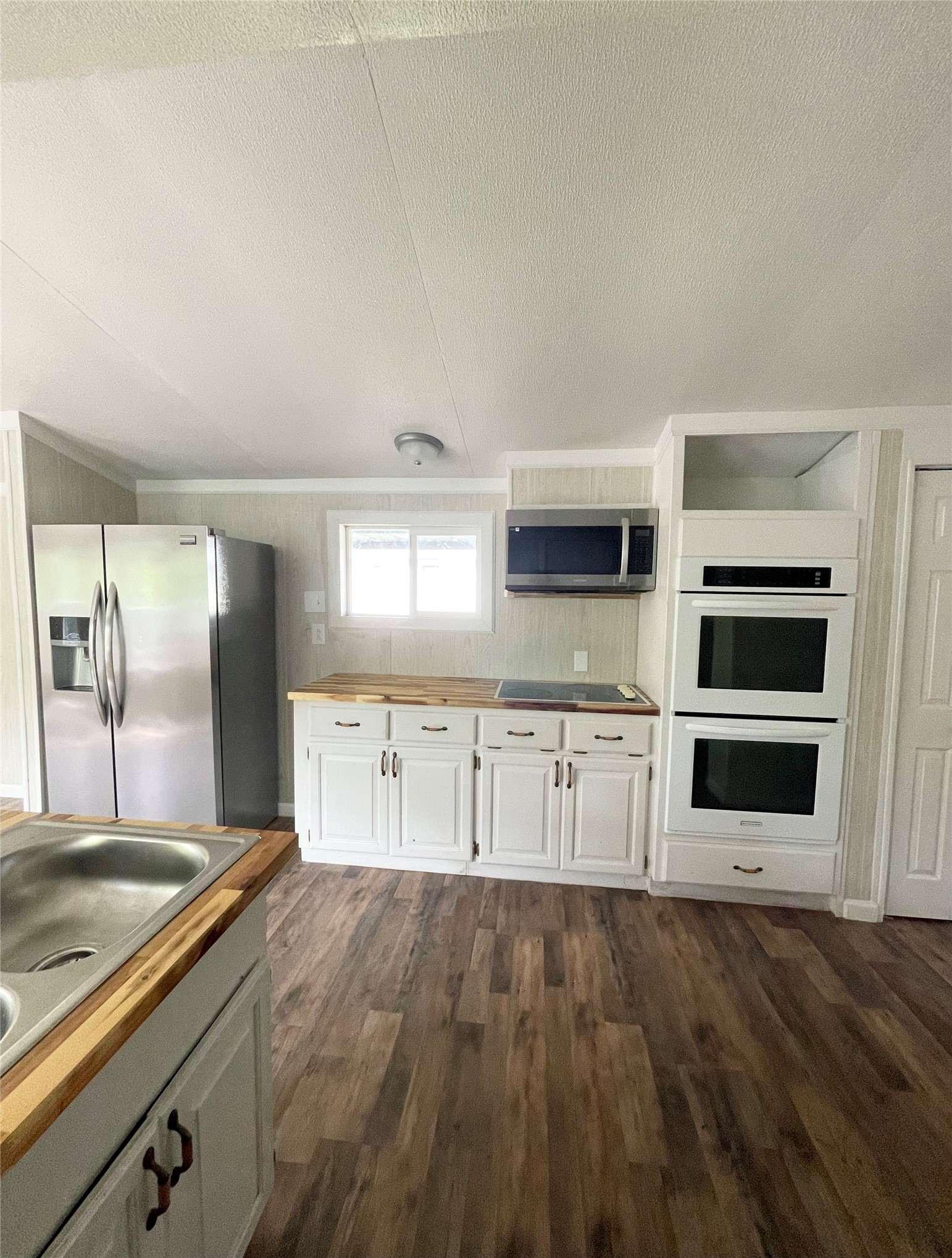 433 Capricorn Drive Granbury TX 76049